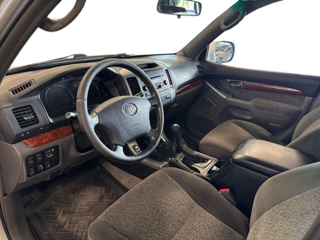 Toyota Land Cruiser 2003 Hopea