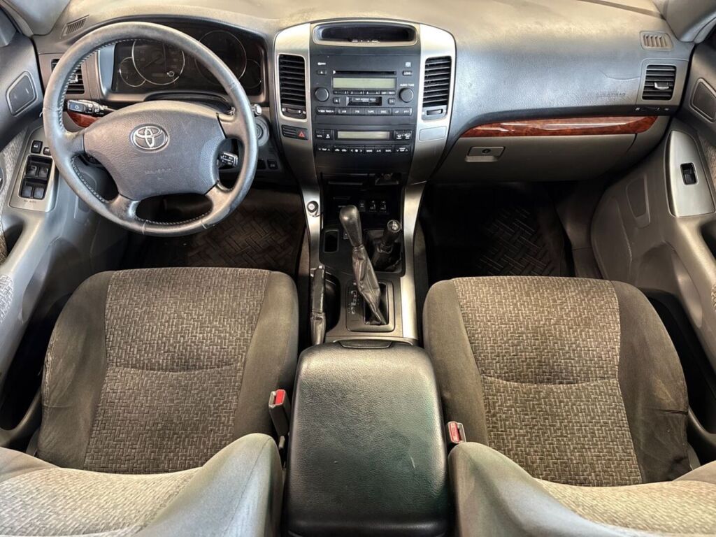 Toyota Land Cruiser 2003 Hopea