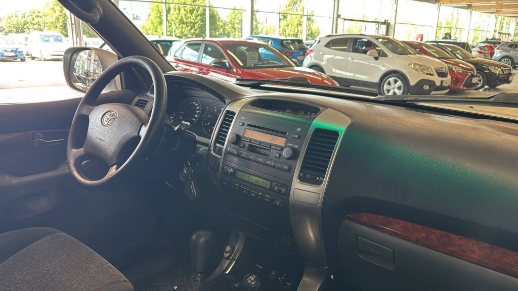 Toyota Land Cruiser 2003 Hopea