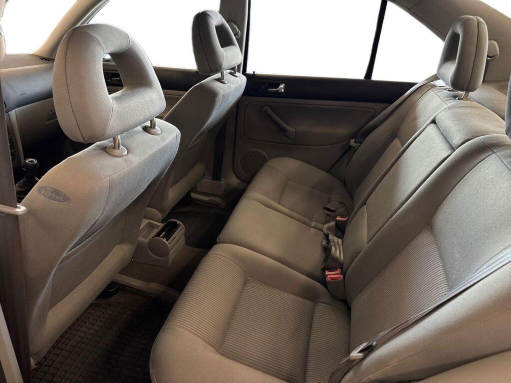 Volkswagen Bora 2002 Vihreä