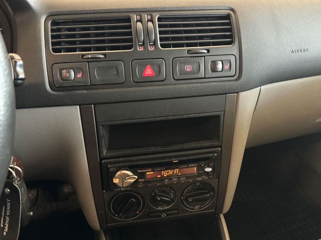 Volkswagen Bora 2002 Vihreä
