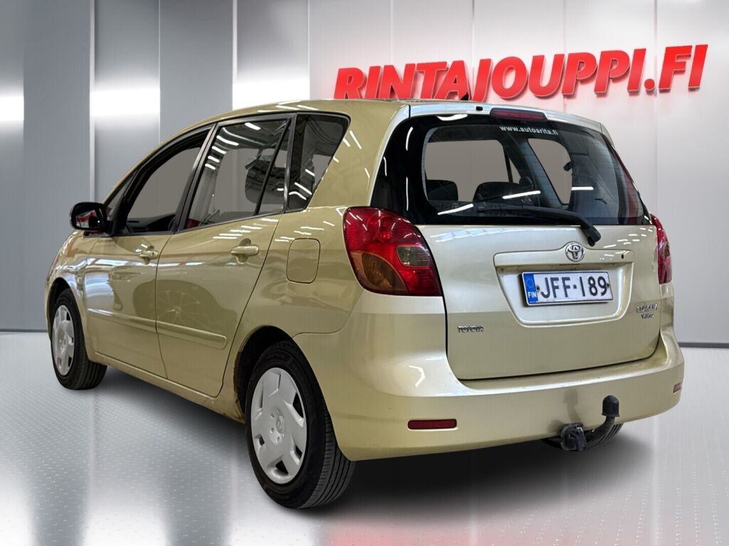 Toyota Corolla Verso 2003 Keltainen