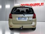 Toyota Corolla Verso 2003 Keltainen