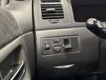 Toyota Corolla Verso 2003 Keltainen