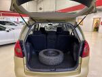 Toyota Corolla Verso 2003 Keltainen