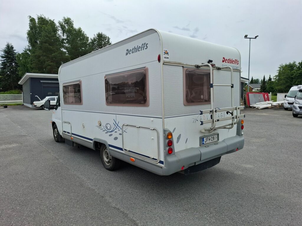 Dethleffs T6541 Advantage 2003 Valkoinen