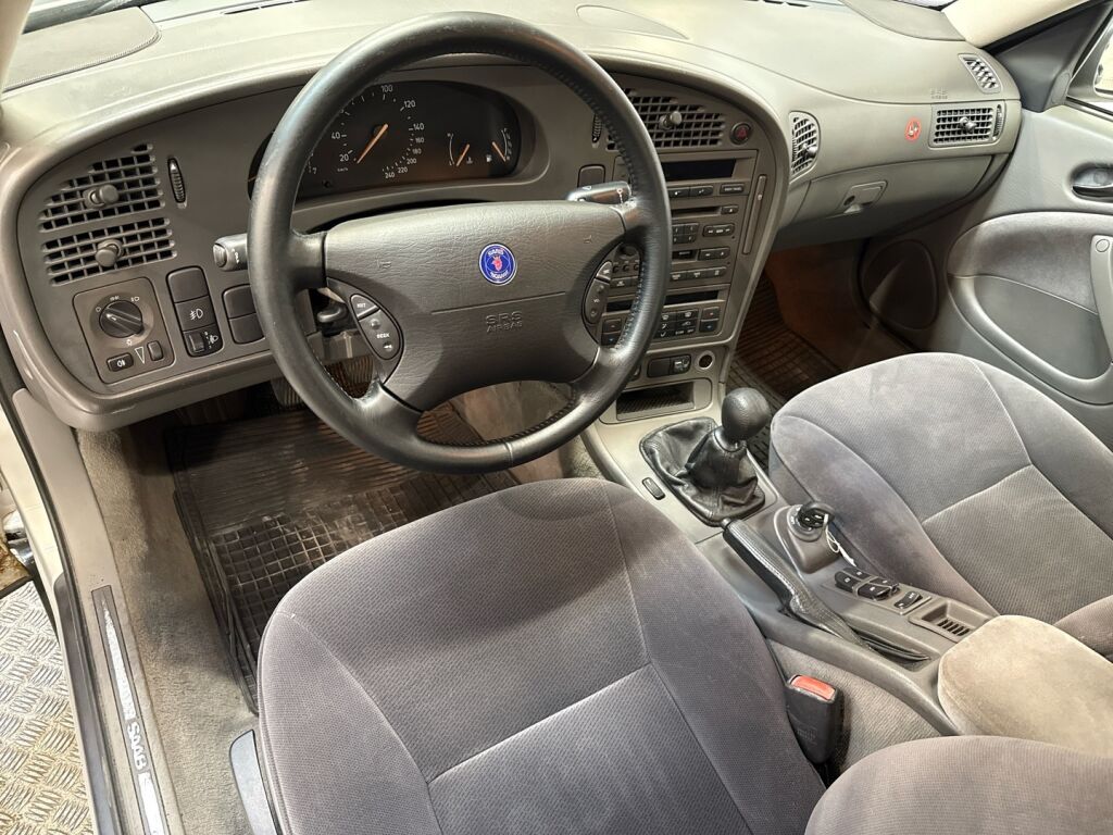 Saab 9-5 1998 Harmaa