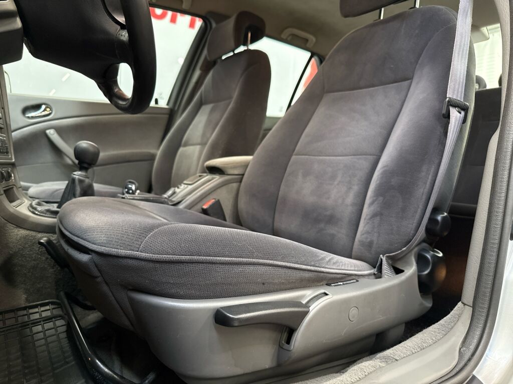 Saab 9-5 1998 Harmaa