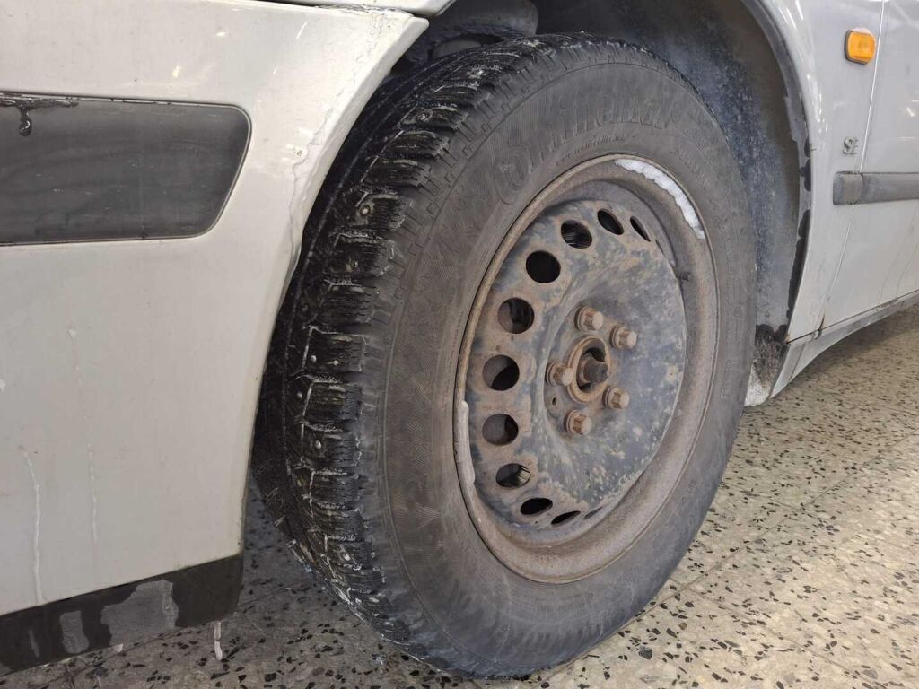 Saab 9-5 1998 Harmaa