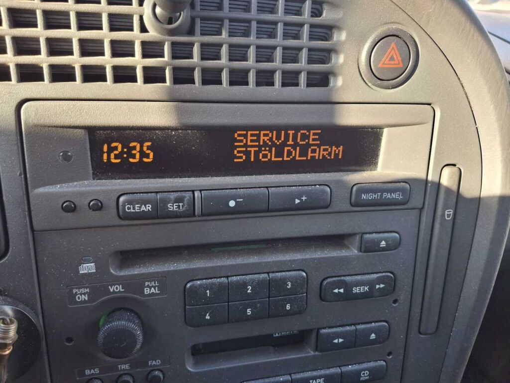 Saab 9-5 1998 Harmaa