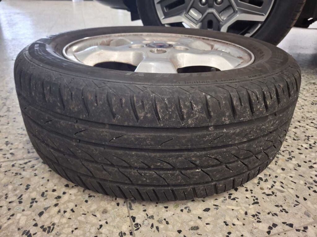 Saab 9-5 1998 Harmaa