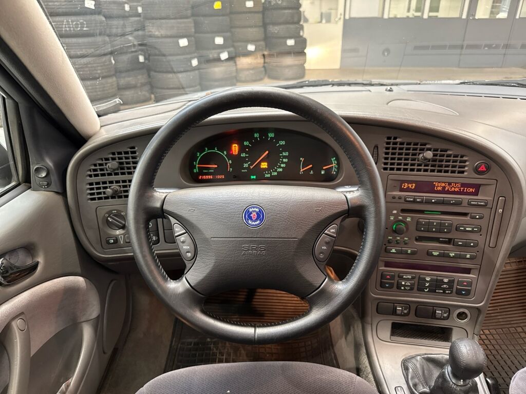 Saab 9-5 1998 Harmaa