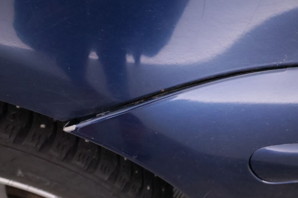 Toyota Avensis 2004 Sininen