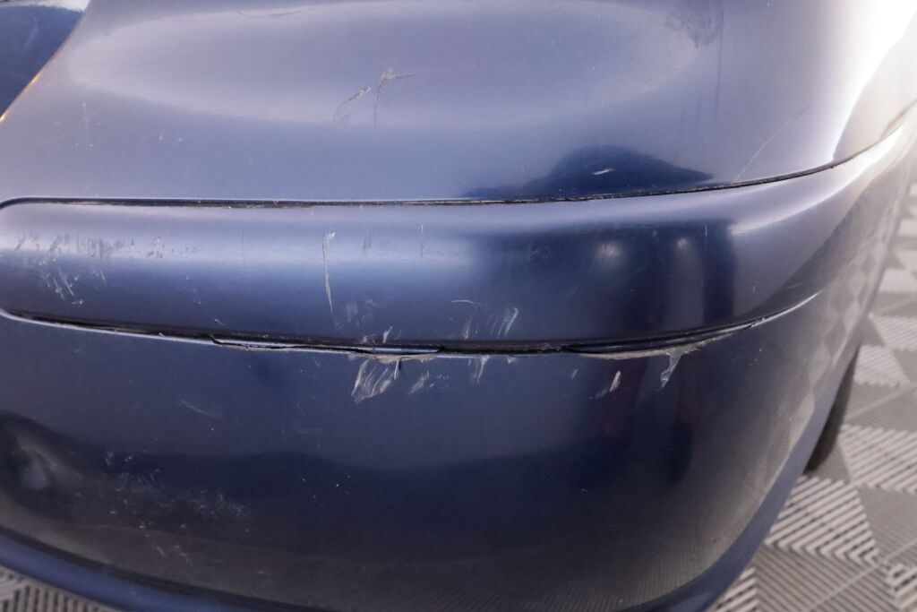 Toyota Avensis 2004 Sininen