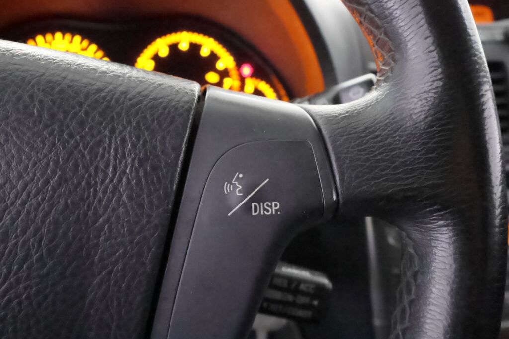 Toyota Avensis 2004 Sininen