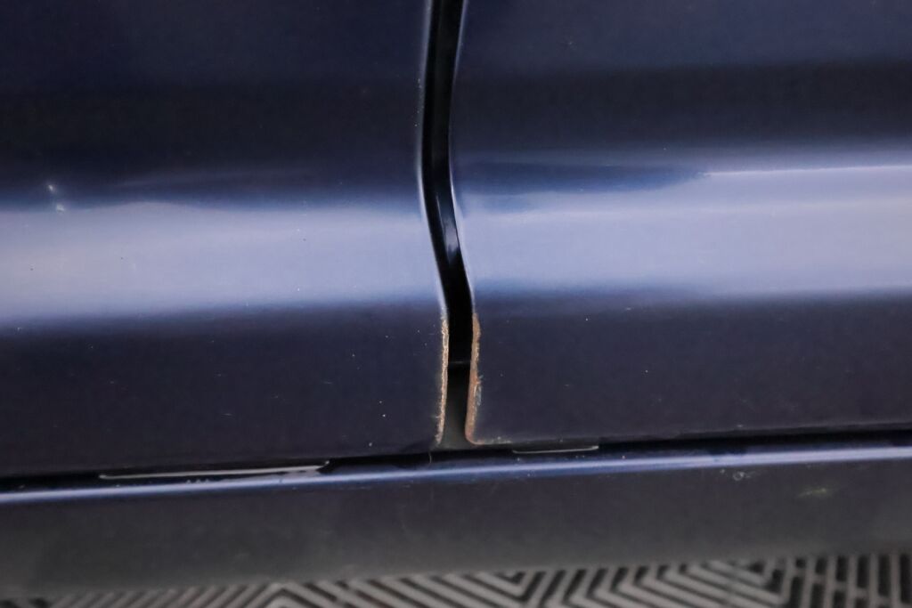 Toyota Avensis 2004 Sininen