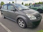 Toyota Corolla Verso 2005 Harmaa