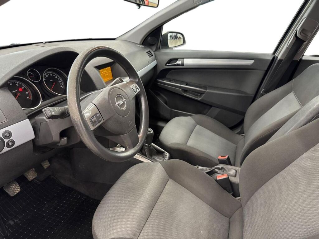 Opel Astra 2005 Ruskea (beige)
