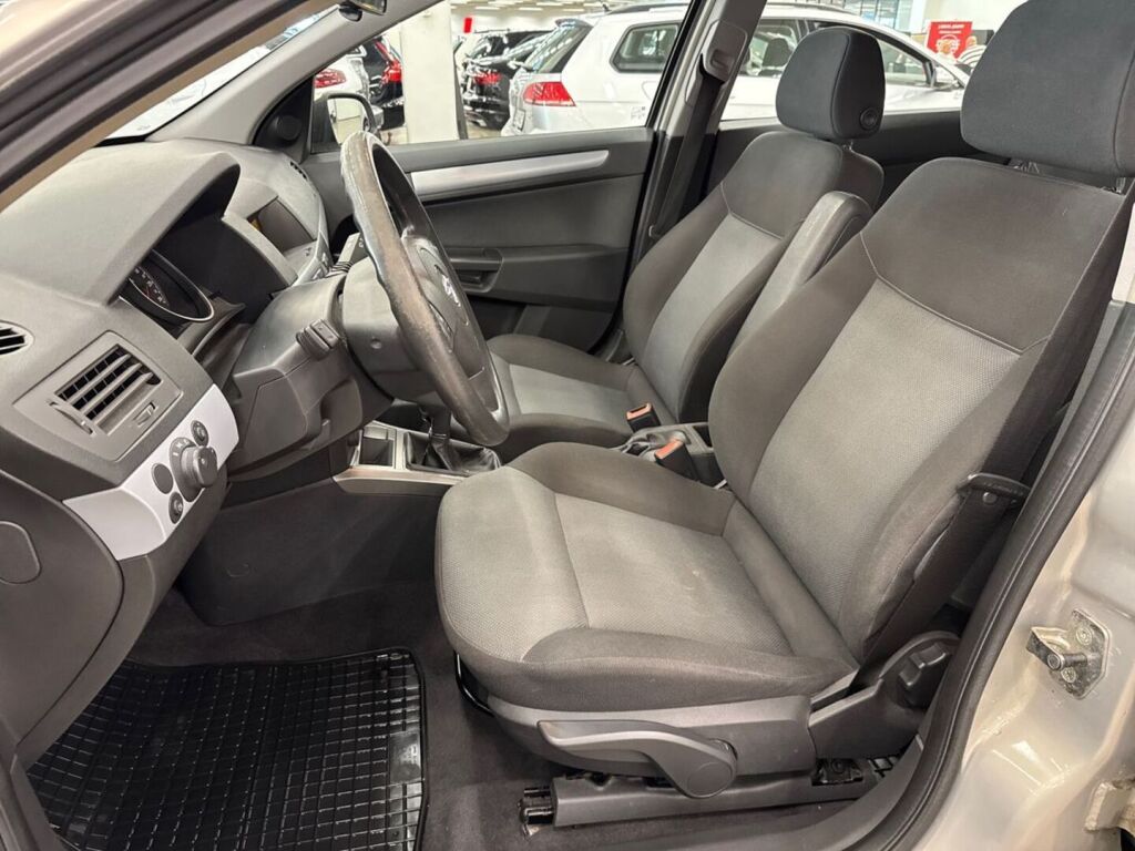 Opel Astra 2005 Ruskea (beige)