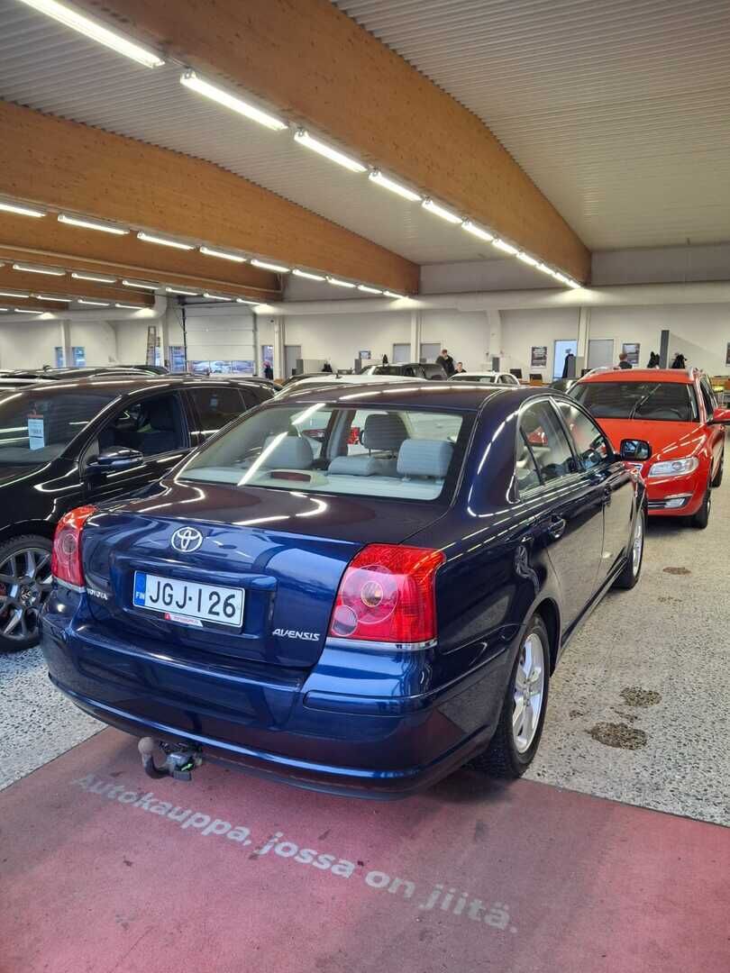 Toyota Avensis 2006 Sininen