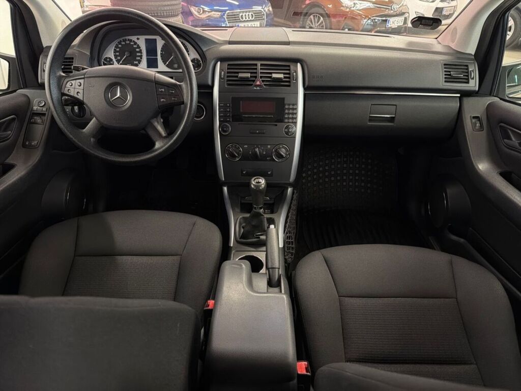 Mercedes-Benz B 2006 Harmaa