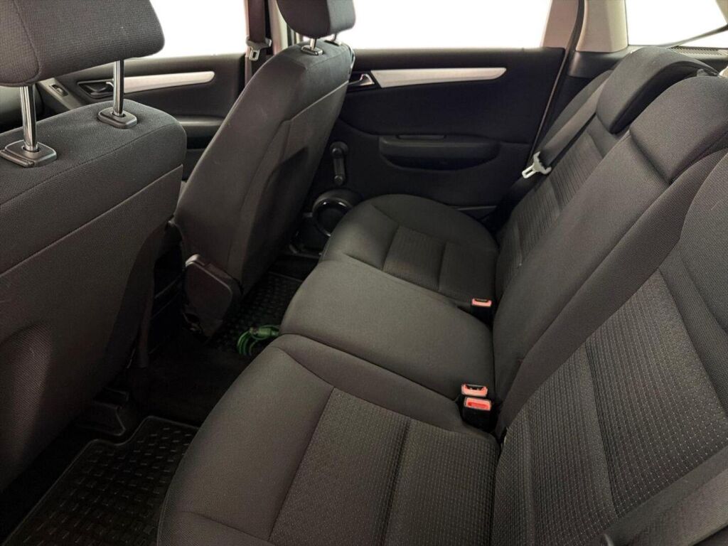 Mercedes-Benz B 2006 Harmaa