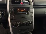 Mercedes-Benz B 2006 Harmaa