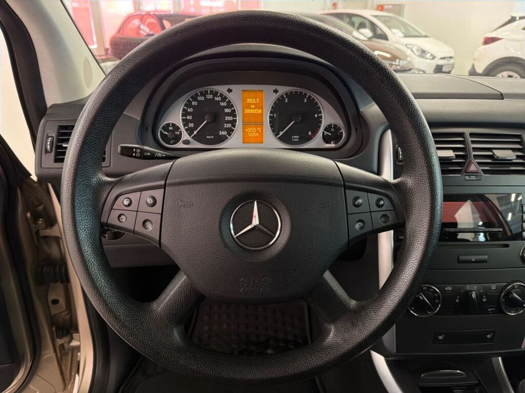 Mercedes-Benz B 2006 Harmaa