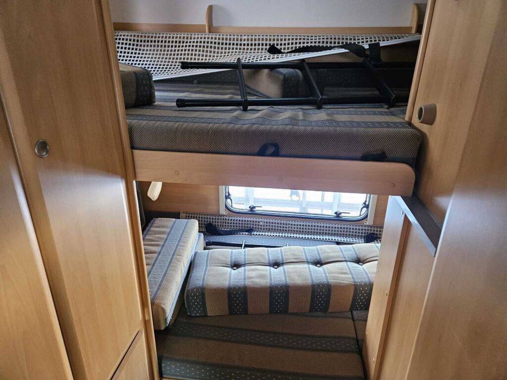 Dethleffs Esprit 2001 Valkoinen