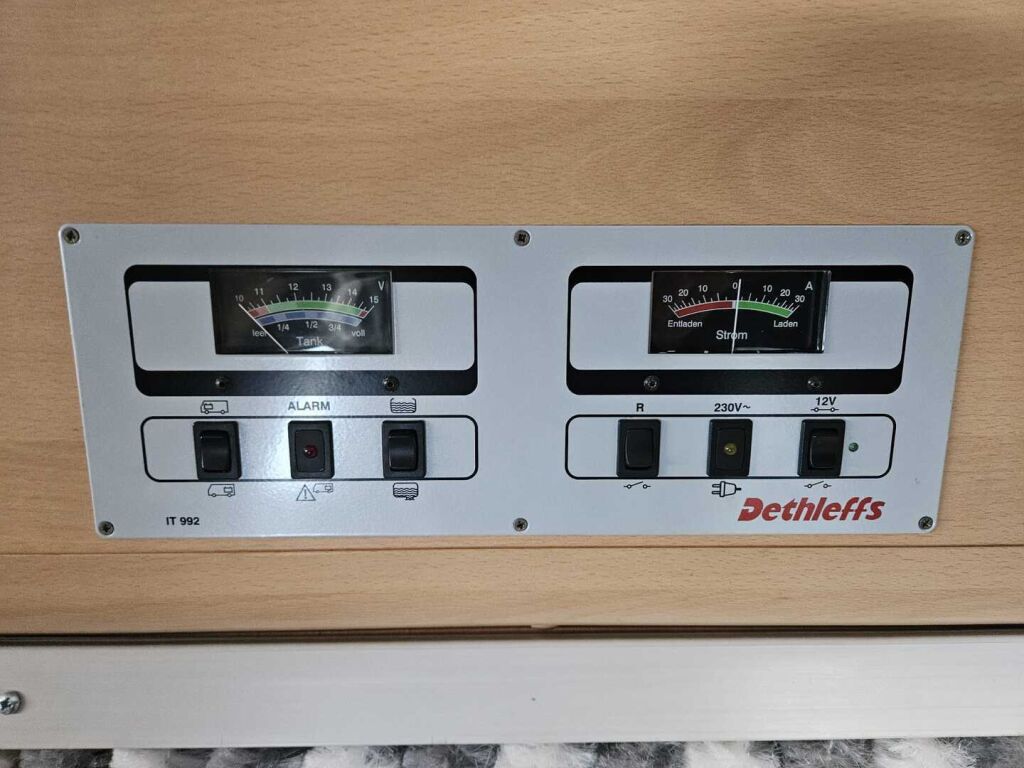 Dethleffs Esprit 2001 Valkoinen