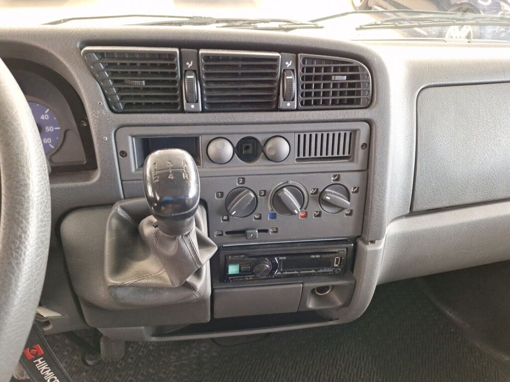 Dethleffs Esprit 2001 Valkoinen