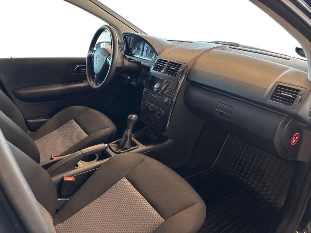 Mercedes-Benz A 2006 Musta