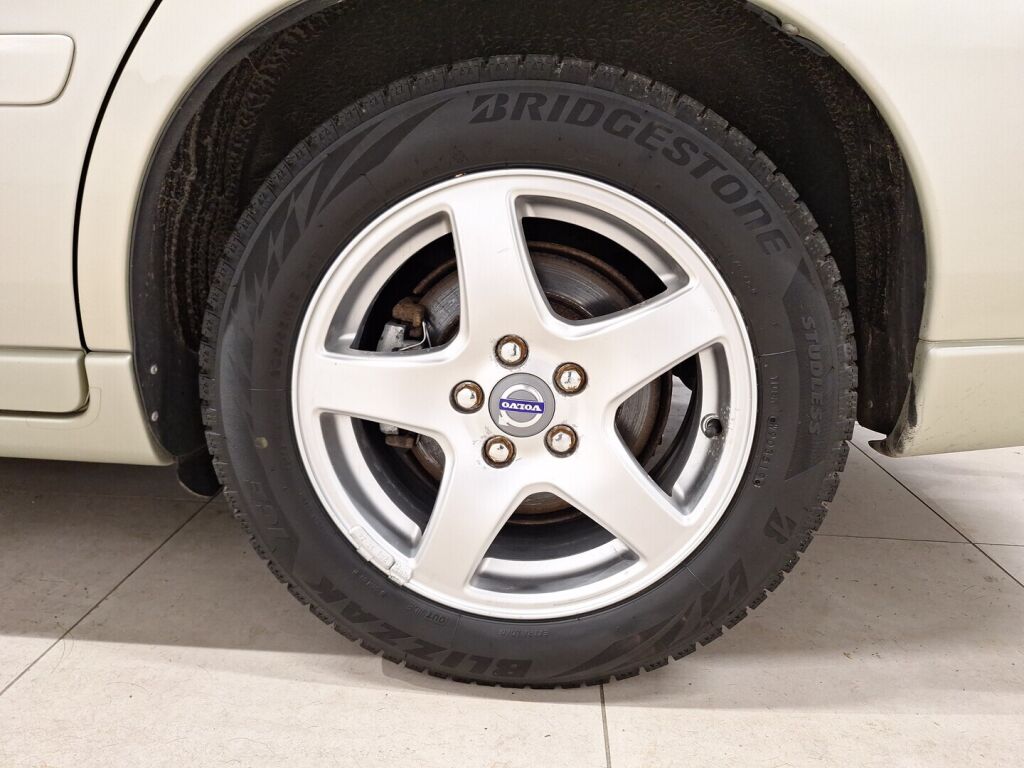 Volvo S60 2007 Keltainen