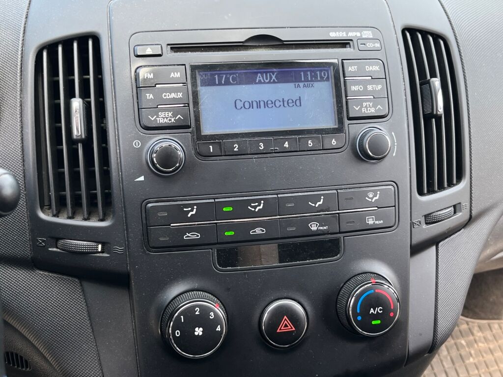 Hyundai i30 2010 Sininen
