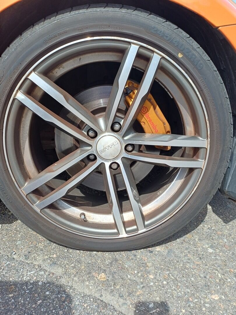 Nissan 350Z 2007 Oranssi