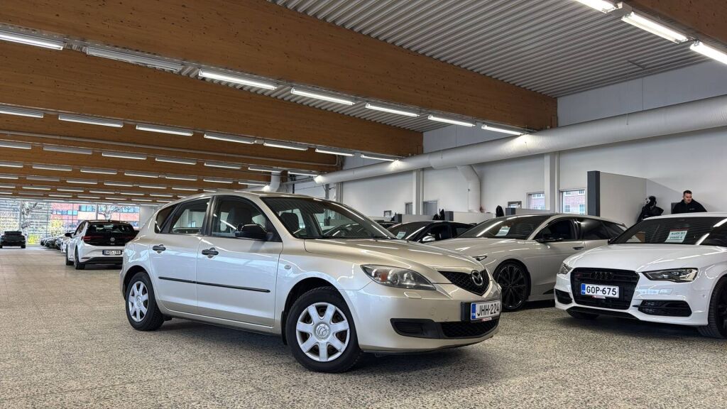 Mazda Mazda3 2008 Ruskea (beige)