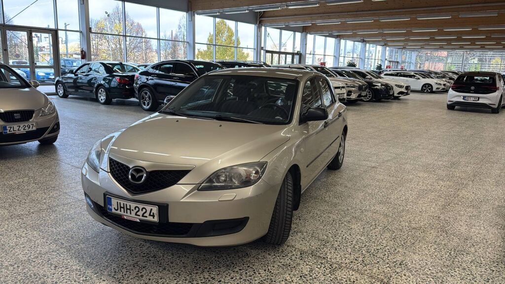 Mazda Mazda3 2008 Ruskea (beige)