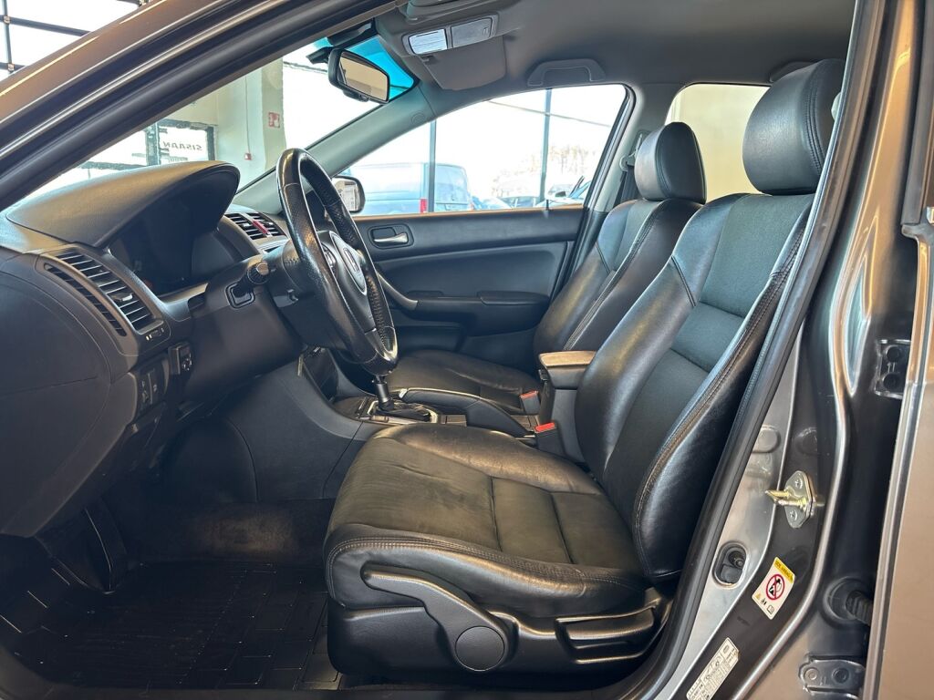 Honda Accord 2008 Ruskea (beige)