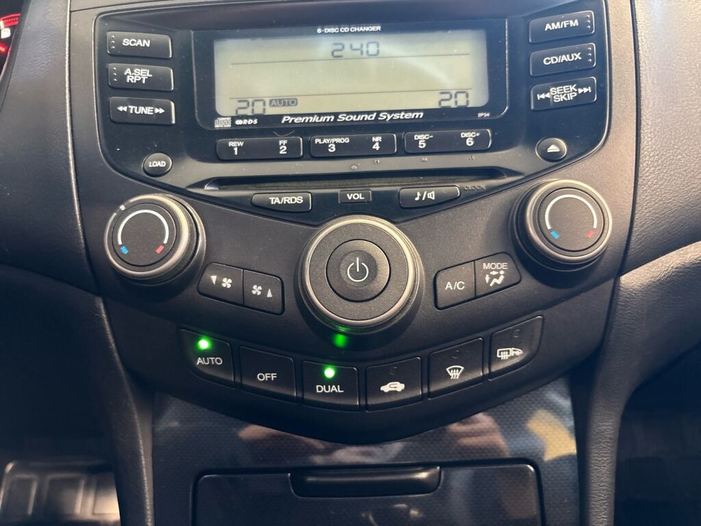 Honda Accord 2008 Ruskea (beige)