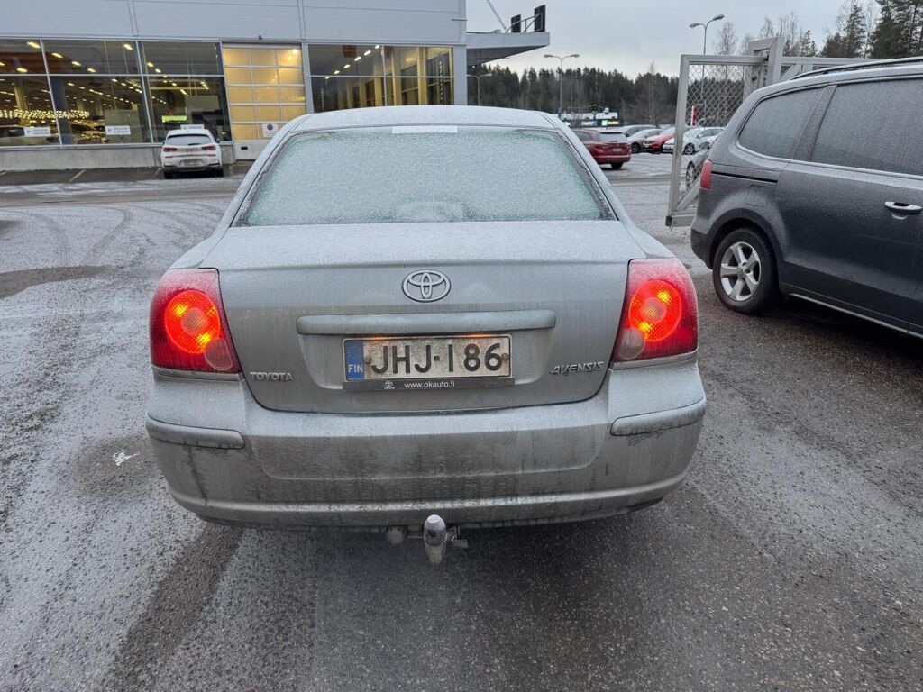 Toyota Avensis 2007 Hopea