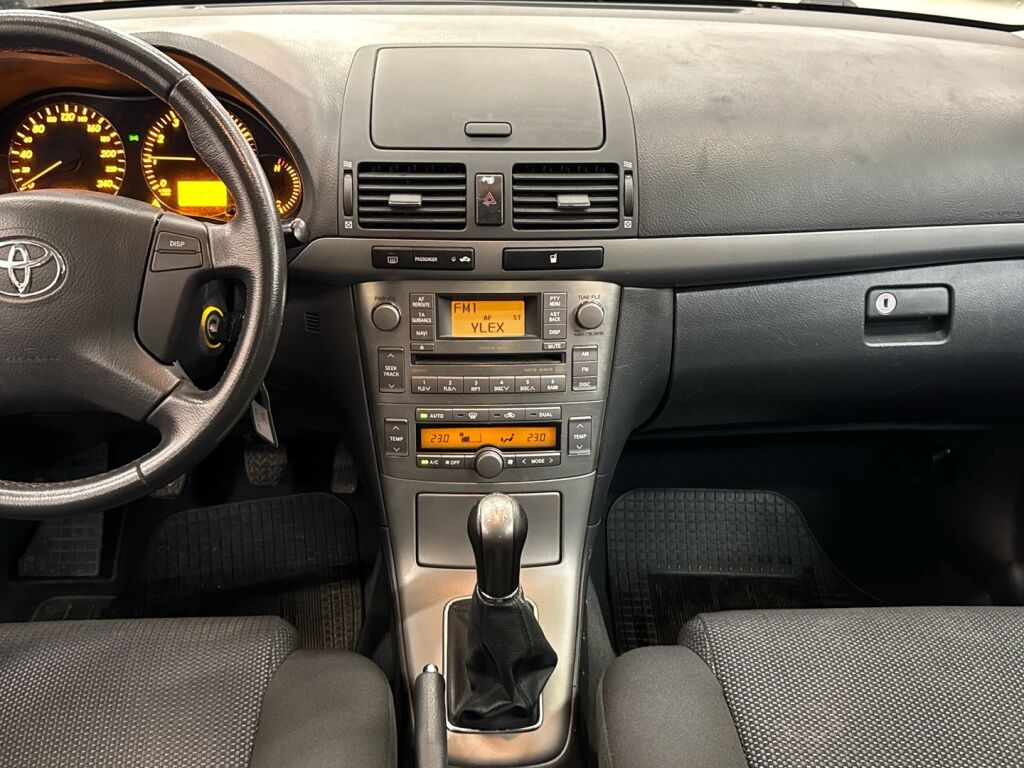 Toyota Avensis 2007 Hopea