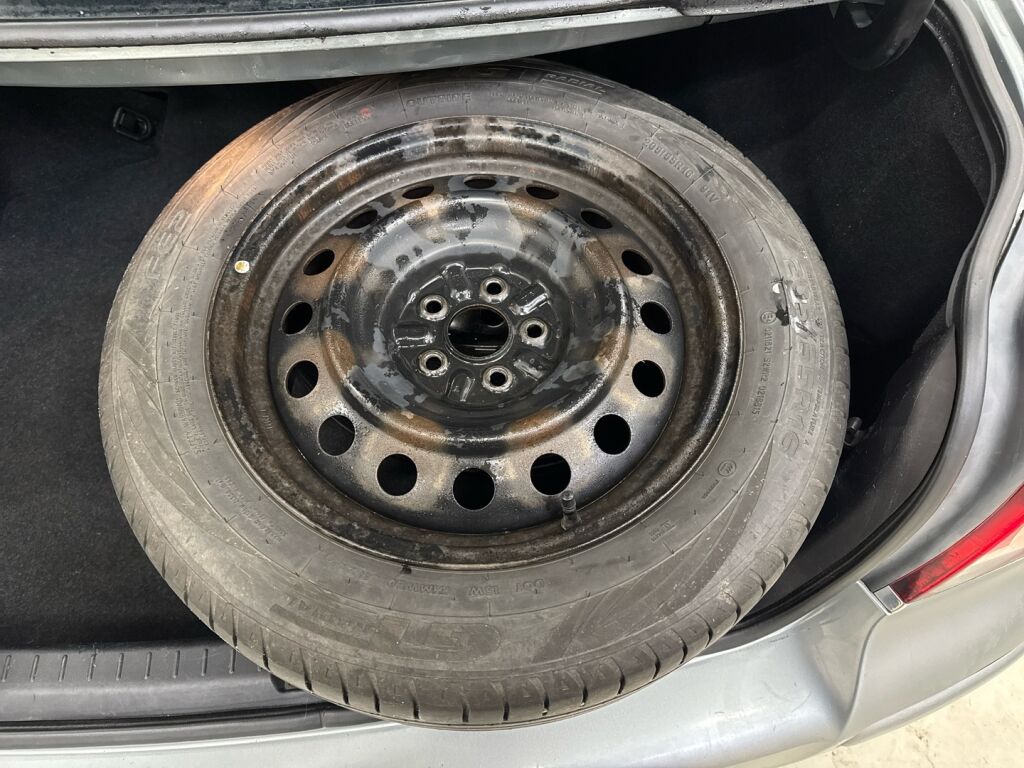 Toyota Avensis 2007 Hopea