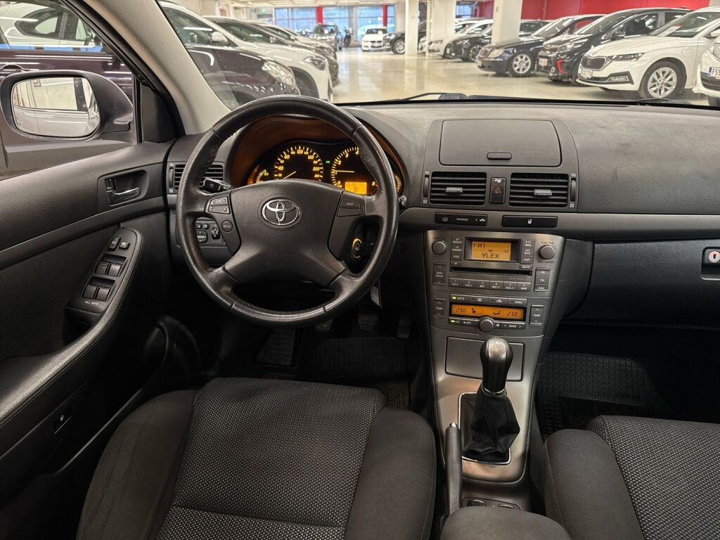 Toyota Avensis 2007 Hopea