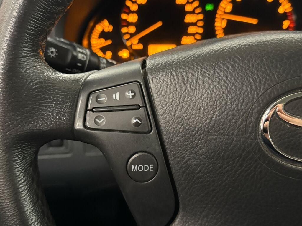 Toyota Avensis 2007 Hopea