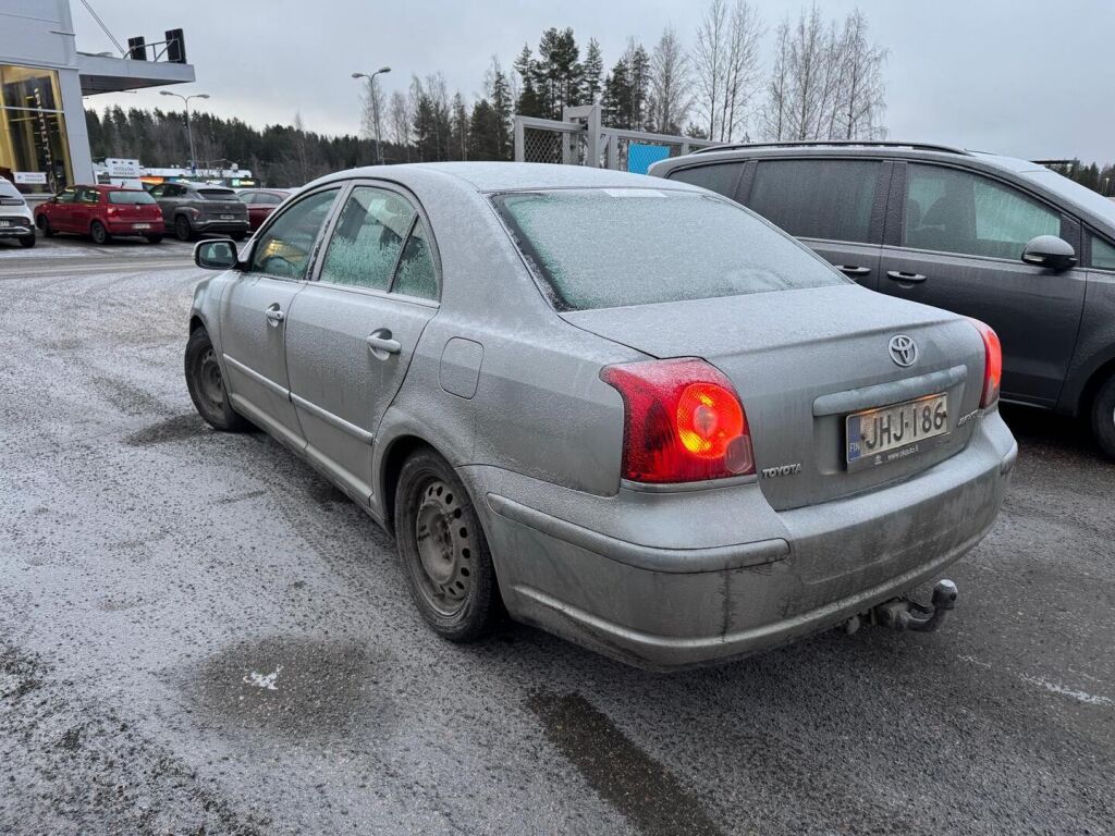 Toyota Avensis 2007 Hopea