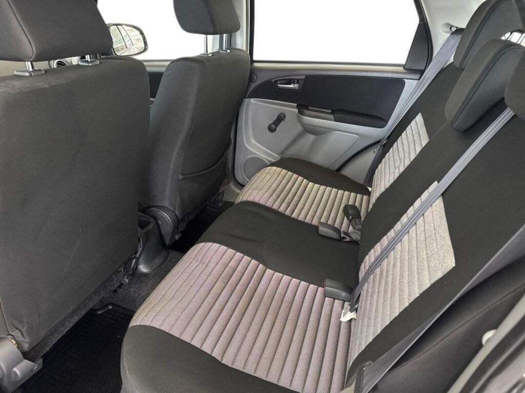 Suzuki SX4 2010 Valkoinen