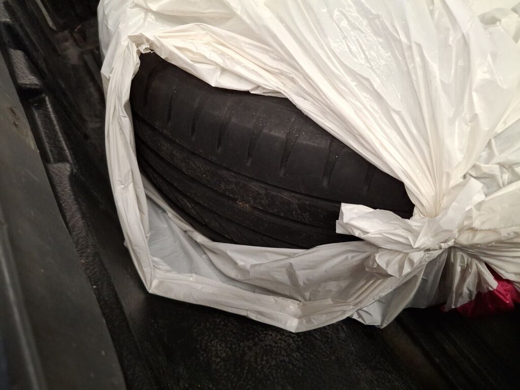 Nissan Navara 2008 Punainen