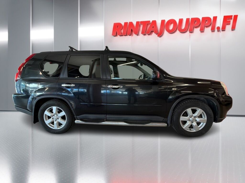 Nissan X-Trail 2007 Musta