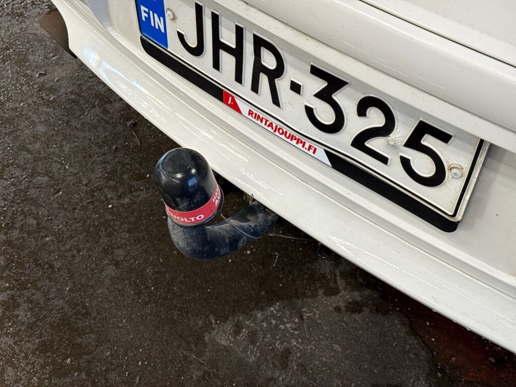 BMW 116 2011 Valkoinen