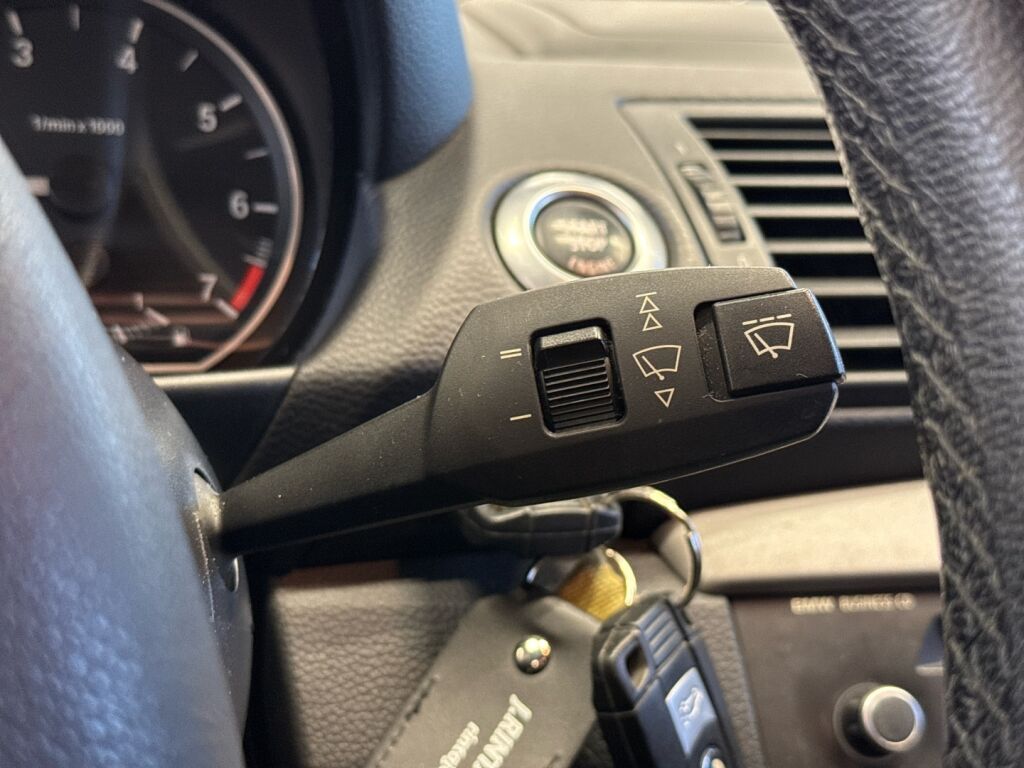 BMW 116 2011 Valkoinen